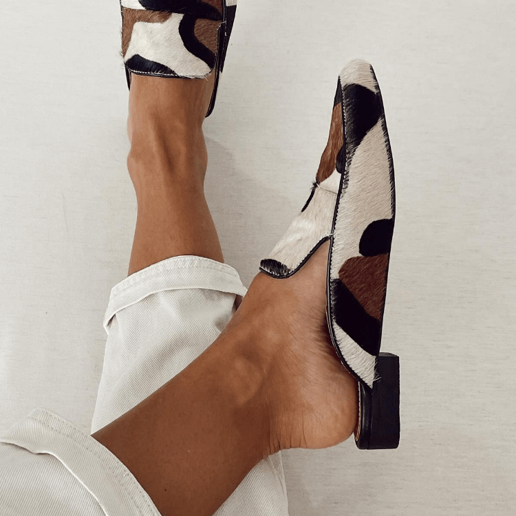 CLIO - Moccasins with Abstract Pattern