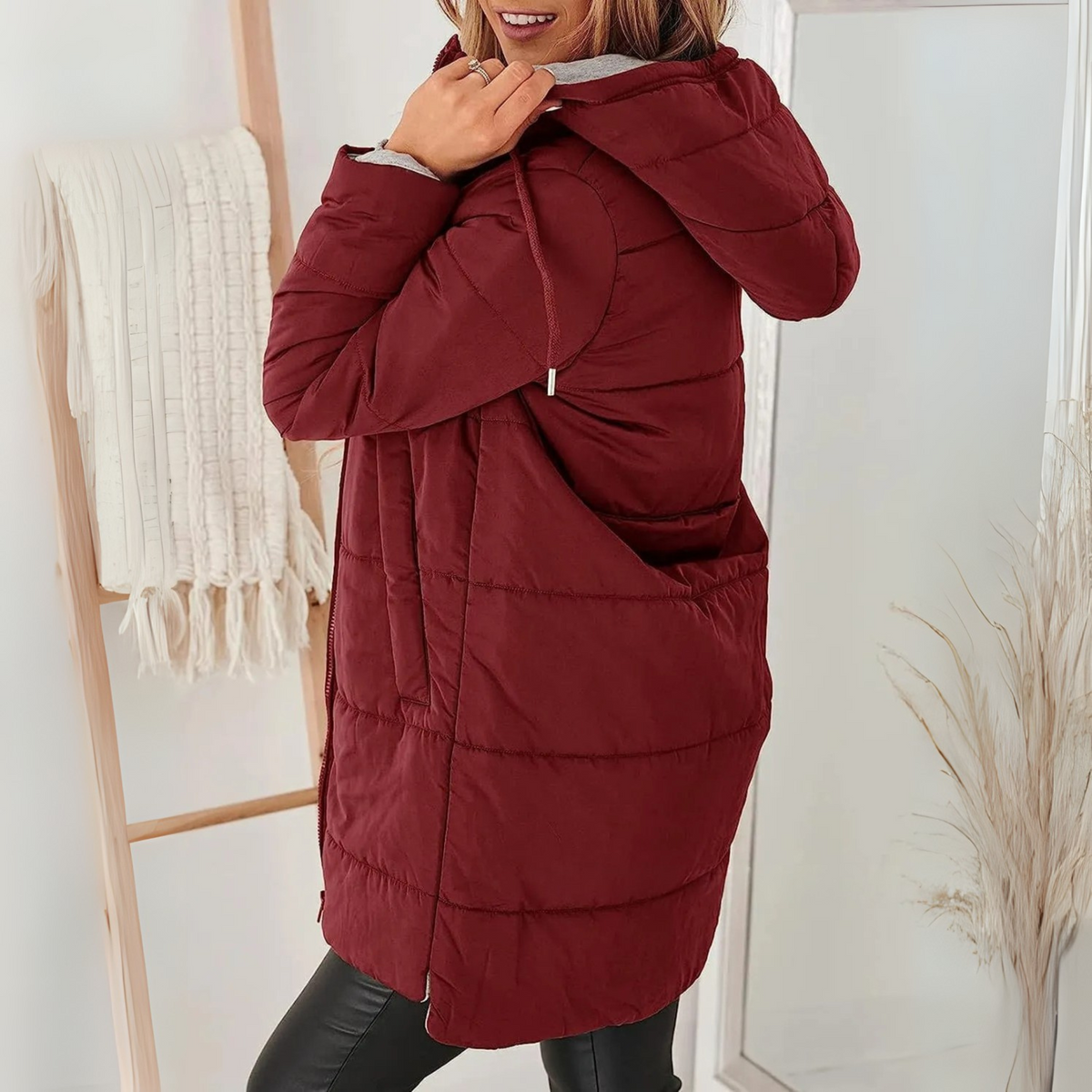 FREYA - Hooded Puffer Down Jacket
