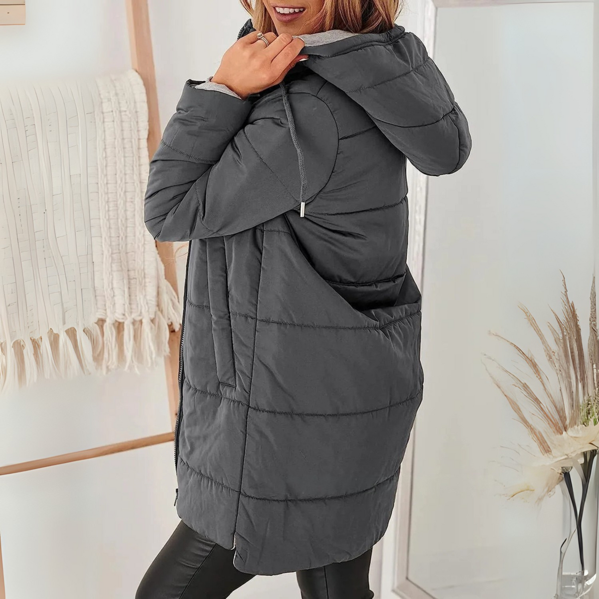 FREYA - Hooded Puffer Down Jacket