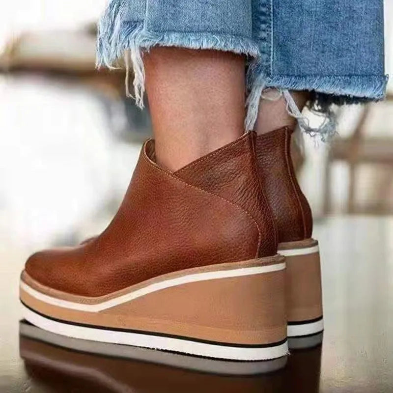 KAMALA - Casual Wedge Ankle Boots