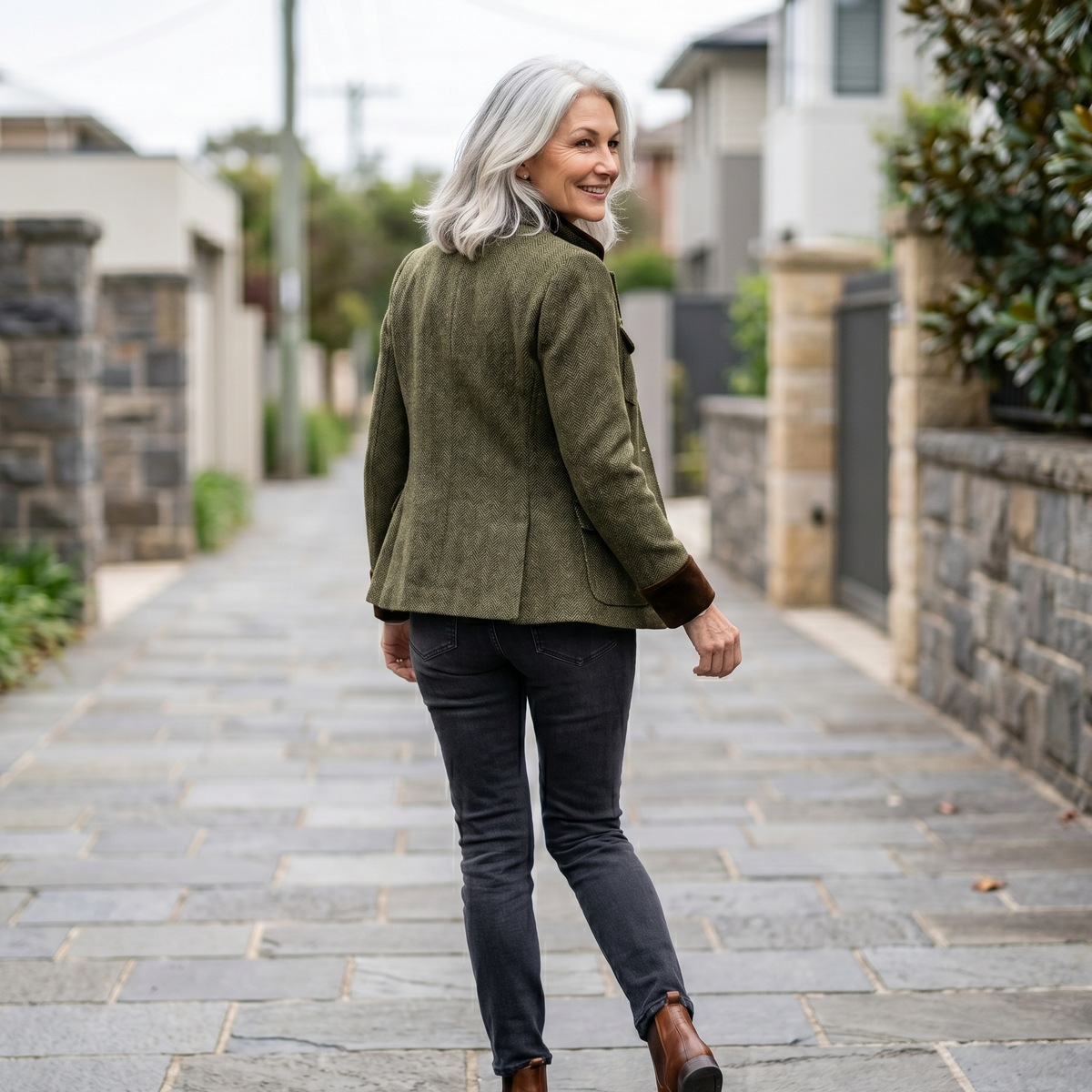 LEONIE - Elegant Everyday Jacket
