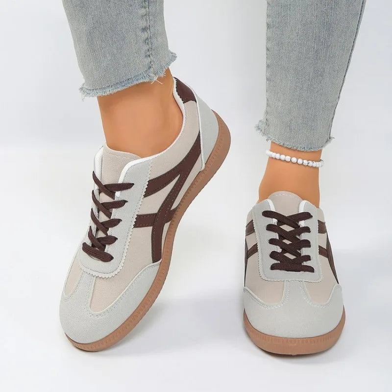FREDA - Retro White Trainers