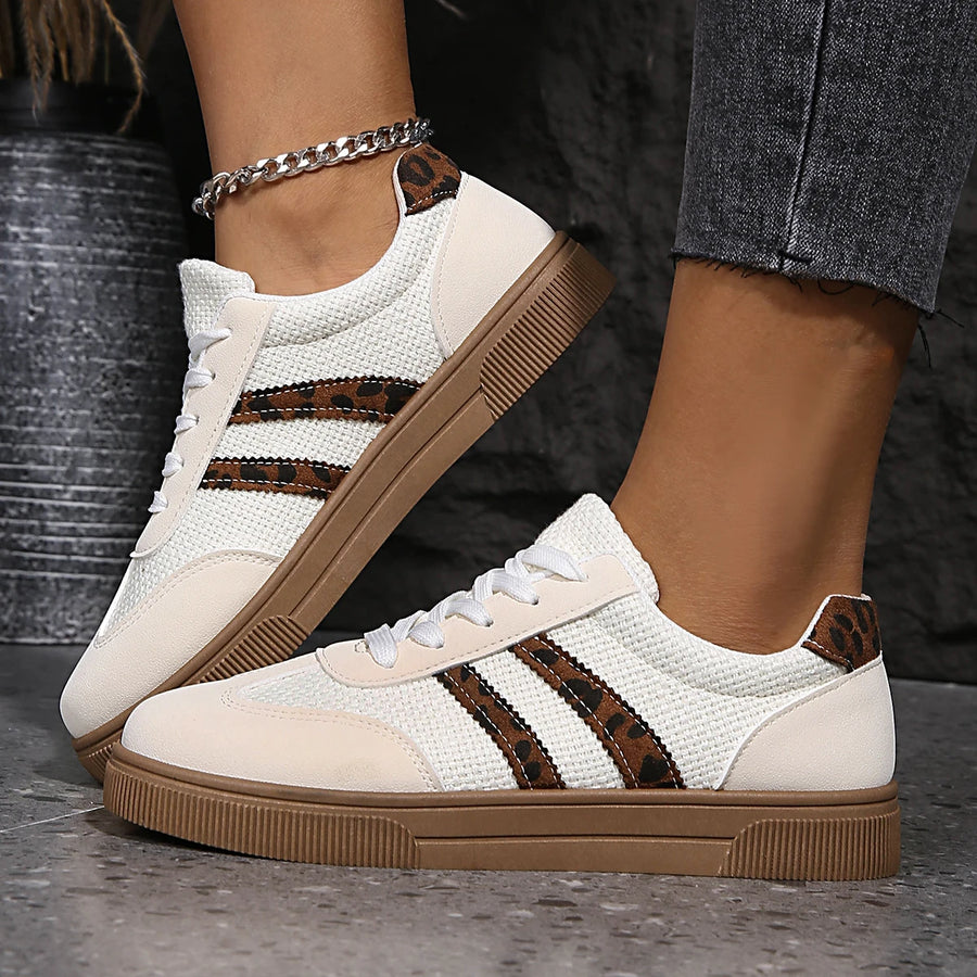 JUNIPER - Lace-Up Trainers