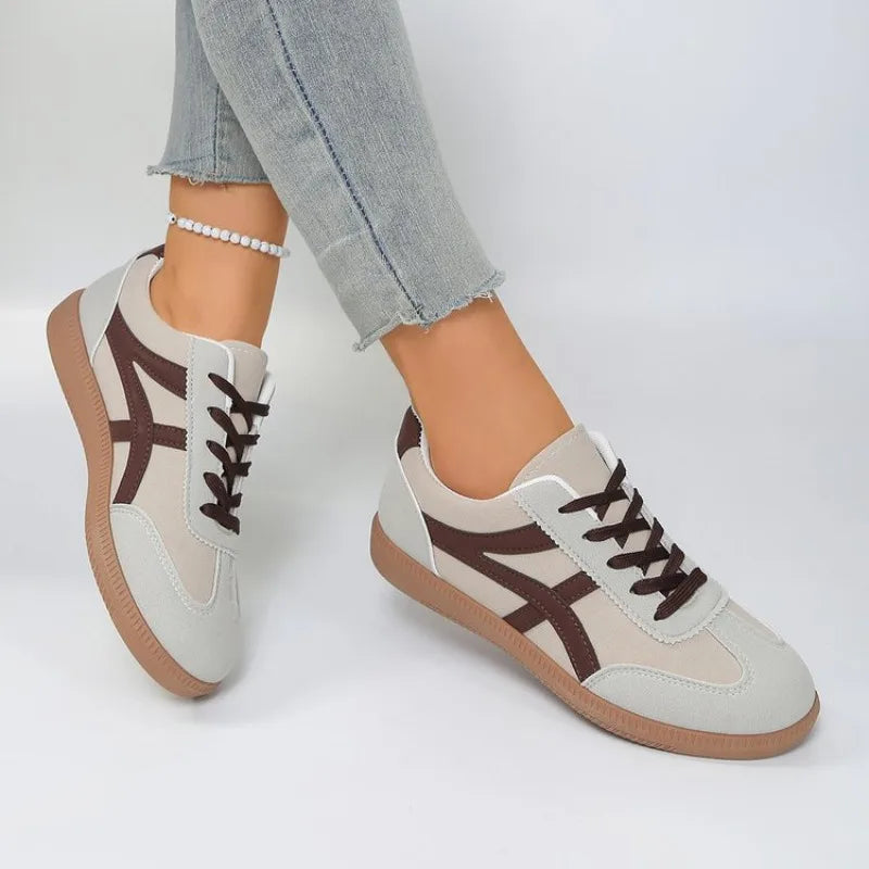 FREDA - Retro White Trainers