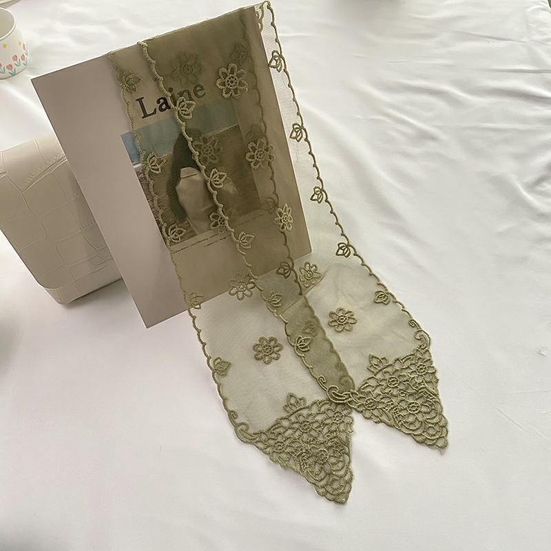 LUCILLE - Lace Hair Streamer