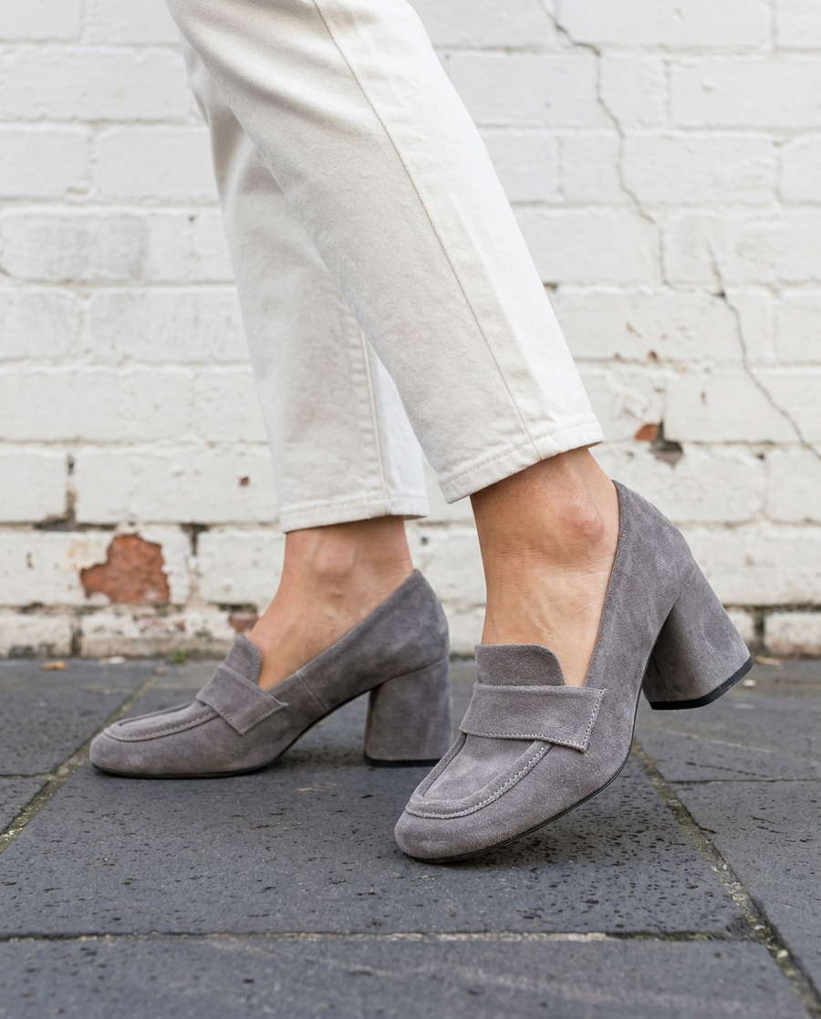 ROMY - Block Heel Loafers
