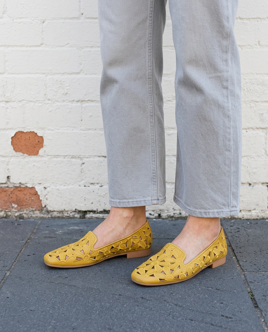 AUGUSTA - Embroidered Ballet Flats - Elsie's Melbourne